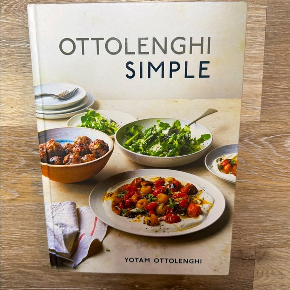 Ottolenghi Simple cookbook by Yotam Ottolenghi - Picture 1 of 3